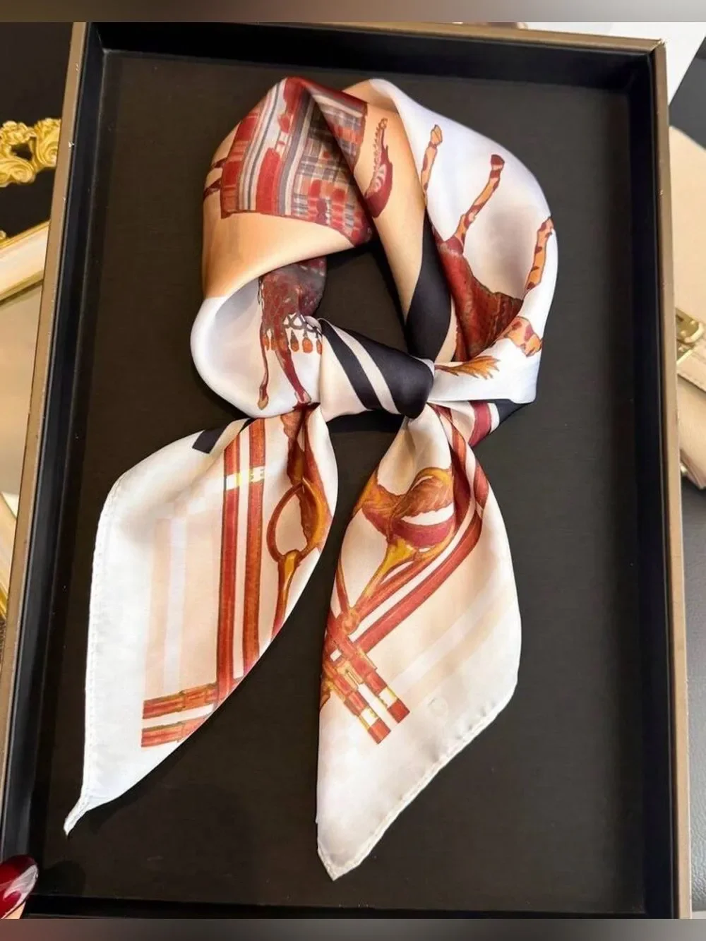 Equestrian Print lScarf A2053